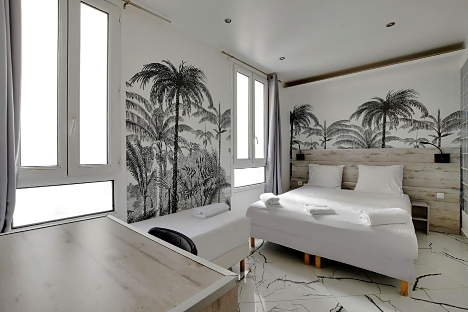 Modern's Hotel