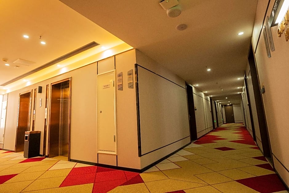 Borrman Hotel Zoucheng Huamaowan Mall