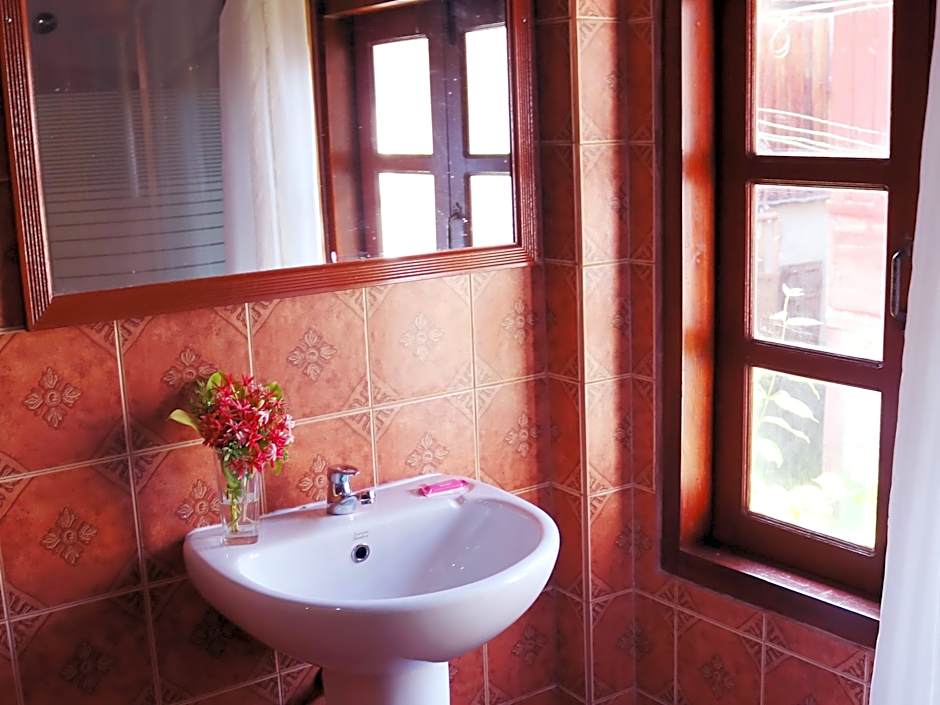 Apple Guesthouse