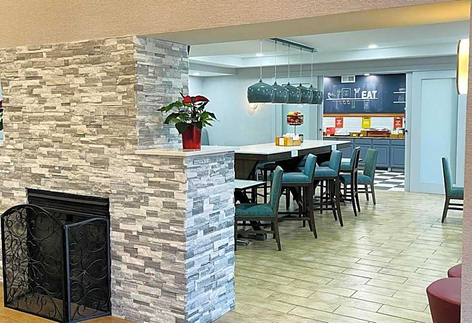 Hampton Inn By Hilton Brattleboro, Vt