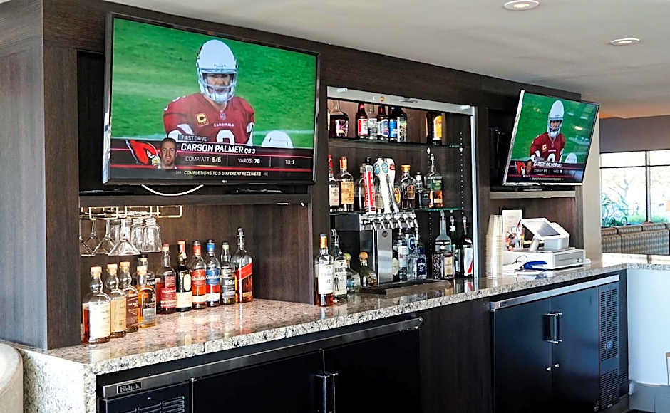 Executive Inn & Suites Oakland