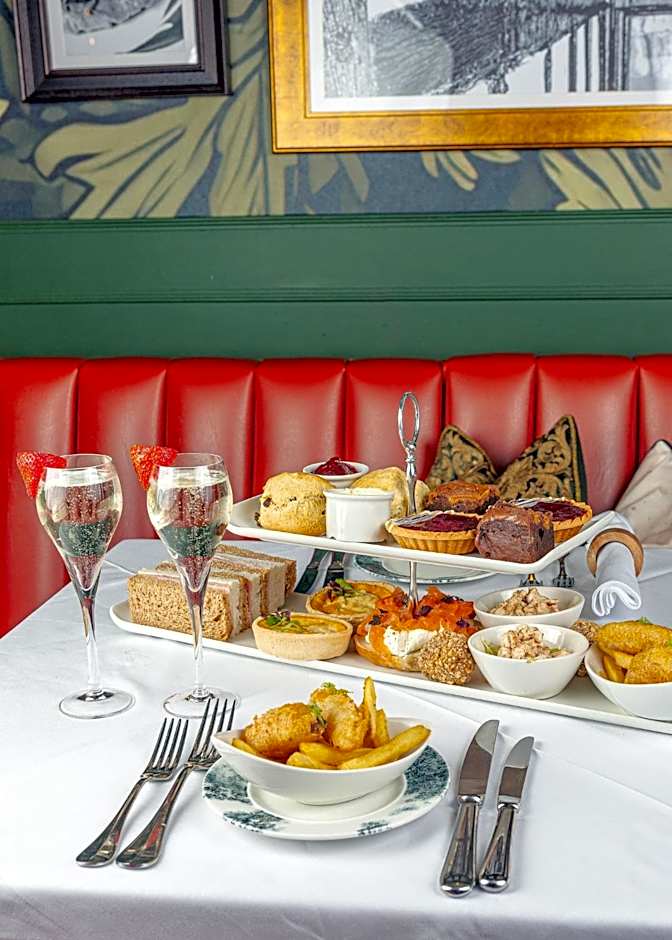 Lion & Swan Hotel