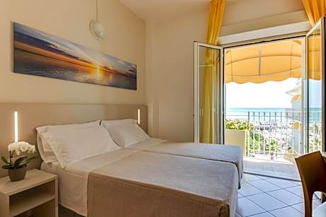 Double Room with Sea View