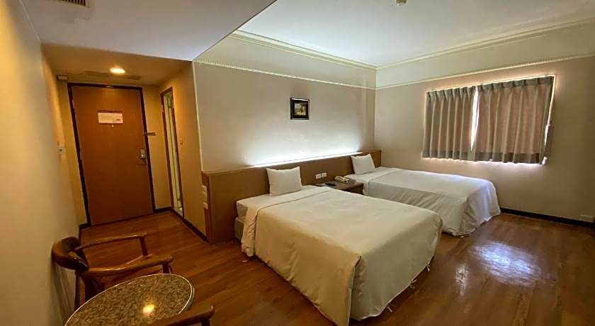 Tapeng Bay Holiday Hotel