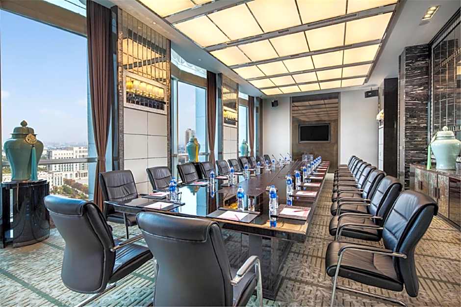 Ramada Plaza Qiandeng Kunshan