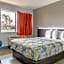 Home 6 Motel