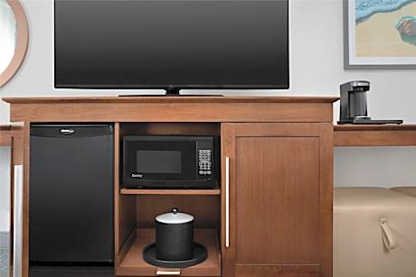 Queen Room with Two Queen Beds - Hearing Access/Non-Smoking