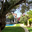 Alacati Zeytin Konak Hotel