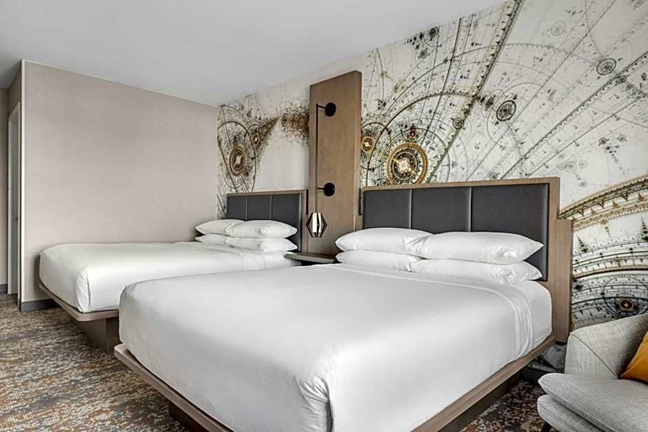 Photo 1 of 8 of 2 Queen Beds, Concierge Level
