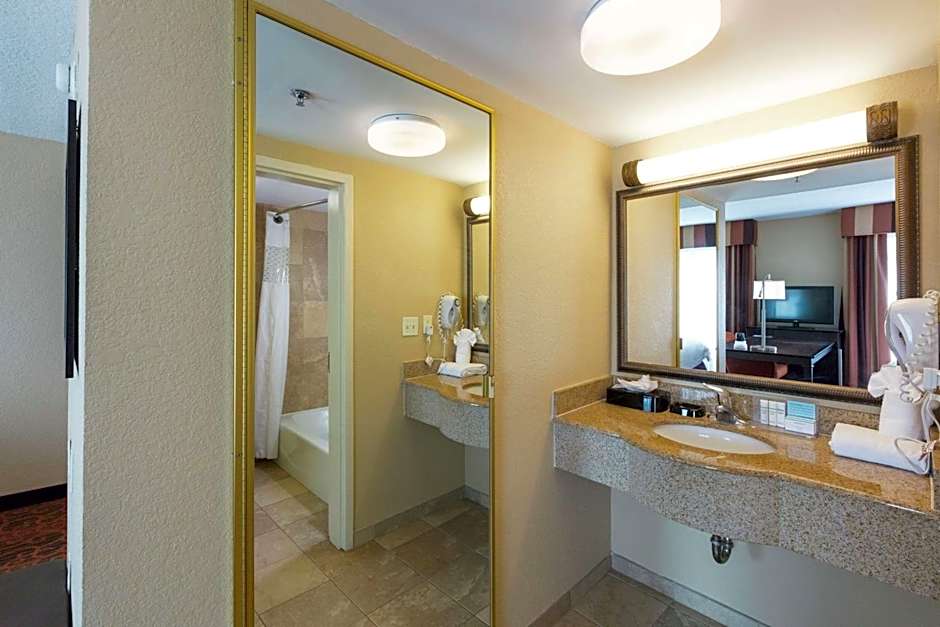 Hampton Inn By Hilton & Suites Jacksonville-Airport