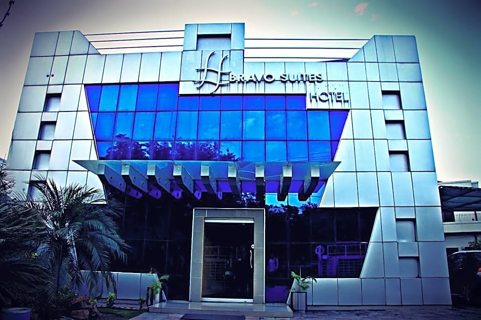 Bravo Hotel – Lahore, WI