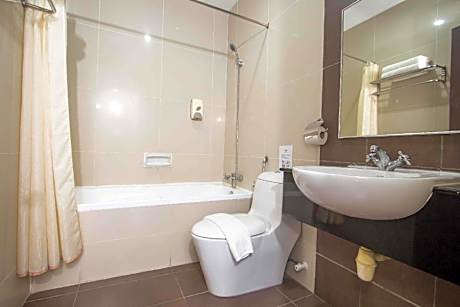 Queen Room