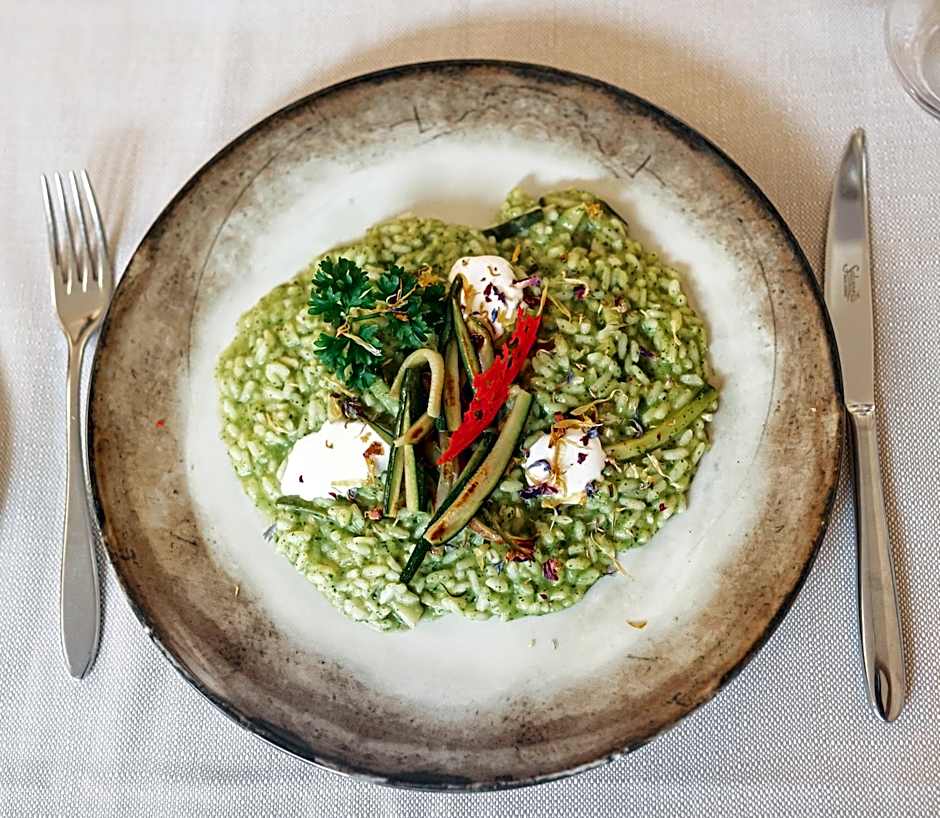 Hotel Centrale, Typically Swiss