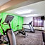 La Quinta Inn & Suites by Wyndham Houston Baytown East