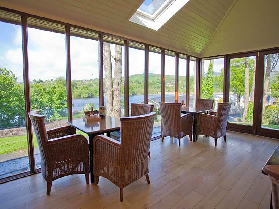 The Lakeside Hotel & Leisure Centre