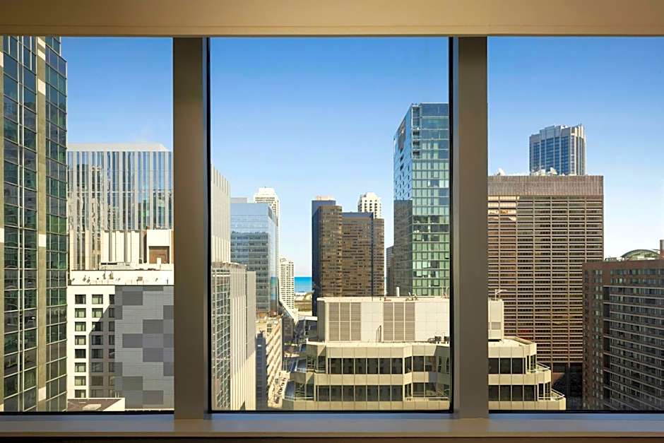 Courtyard by Marriott Chicago Downtown/Magnificent Mile