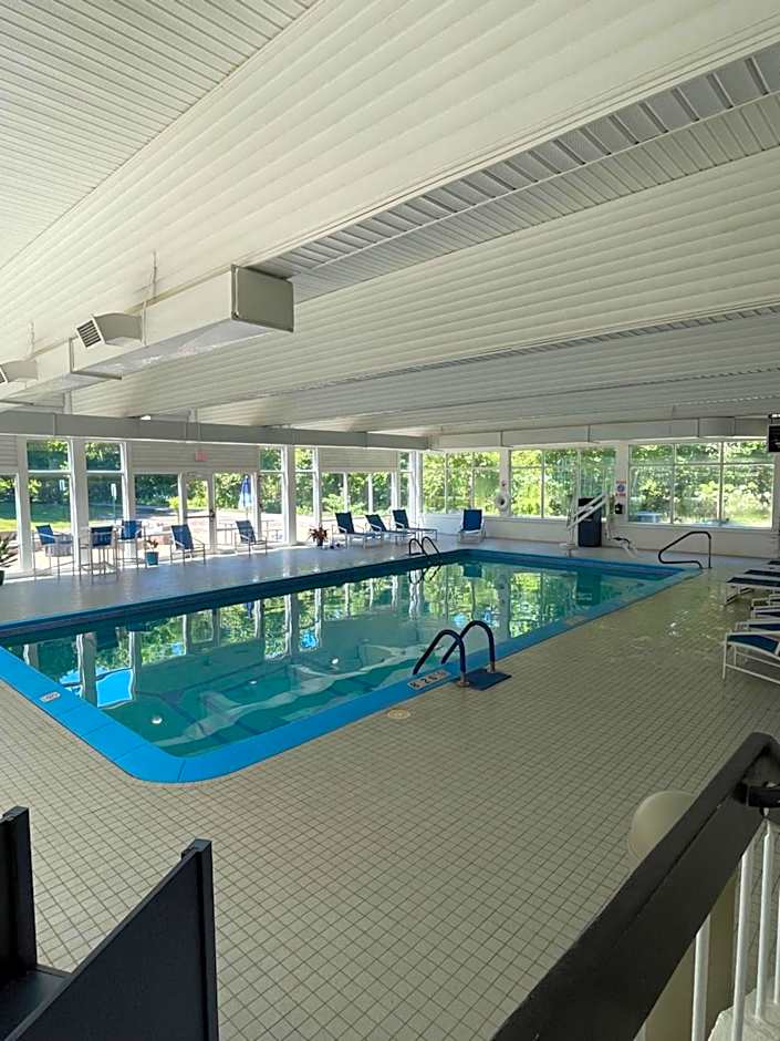 Hotel Cape Cod
