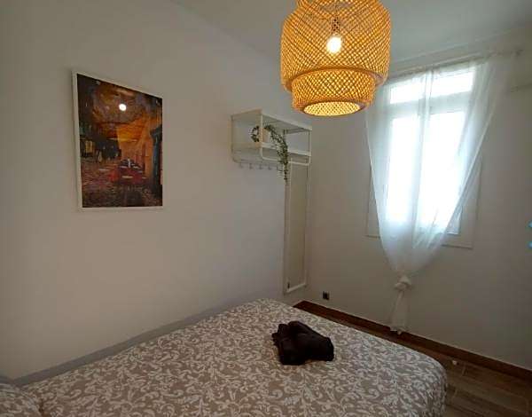 Private rooms Born neighborhood