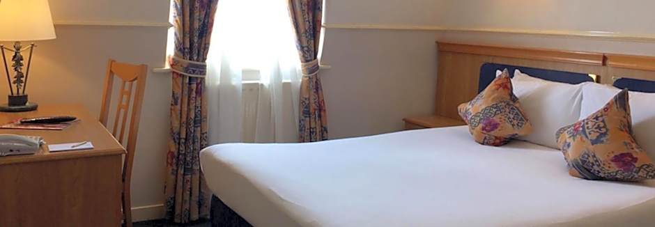 Berjaya Eden Park London Hotel