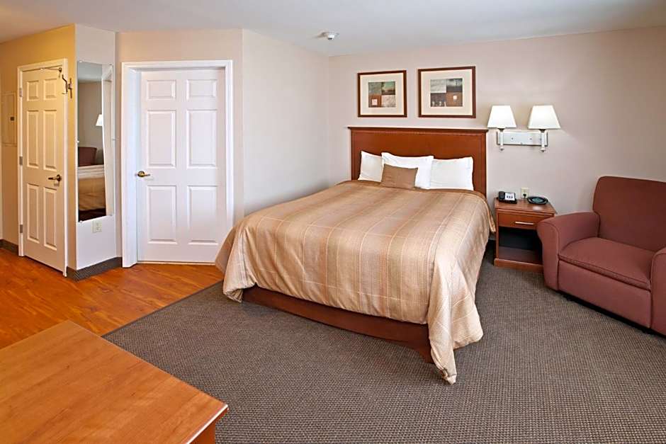 Candlewood Suites Louisville North by IHG