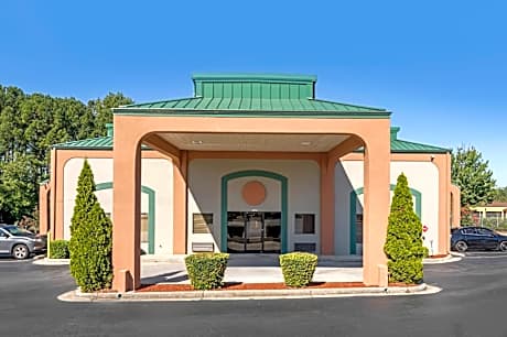 Quality Inn & Suites Stockbridge Atlanta South I-75