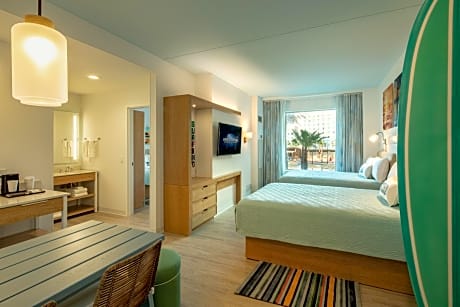 2-Bedroom Suite - 5 through 6 Night Length of Stay Discount (Stay More, Save More)