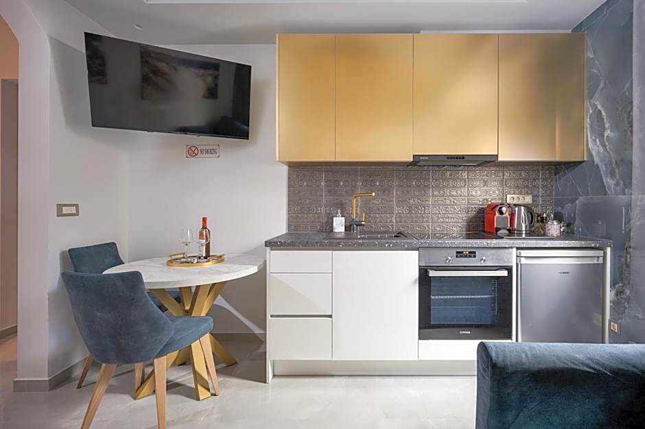 Royal Gold City Suites by Omilos Hotels