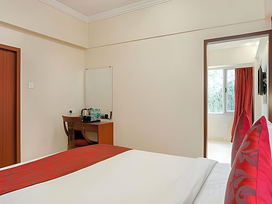 7 Apple Hotel Pimpri Pune