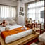 34 Sugamo Diamond mansion 401 direct to Ikebukuro Yamanote line 5mins