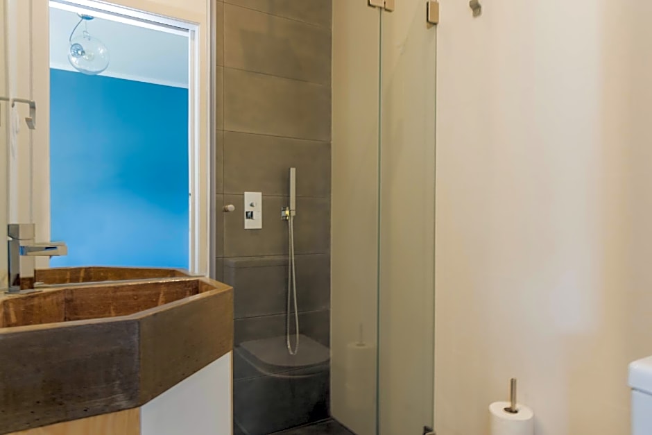 Lisbon Airport Hostel