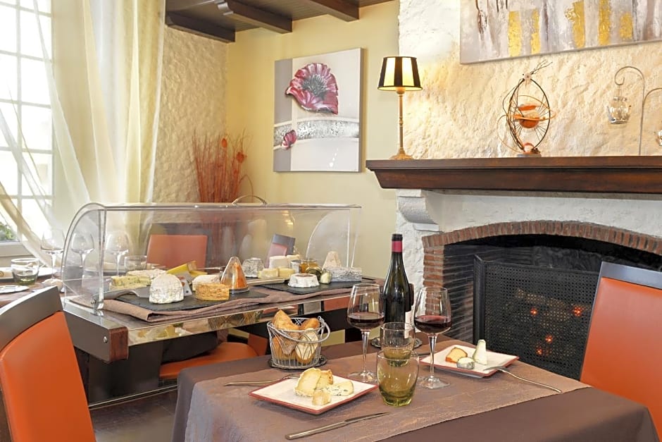 Logis Hôtel du Dauphin