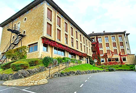 Los Acebos Arriondas