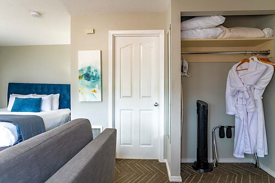 Inn at the Prom Oceanfront