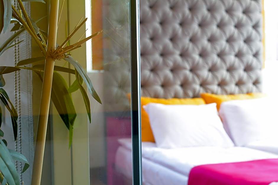 Boutique Rooms