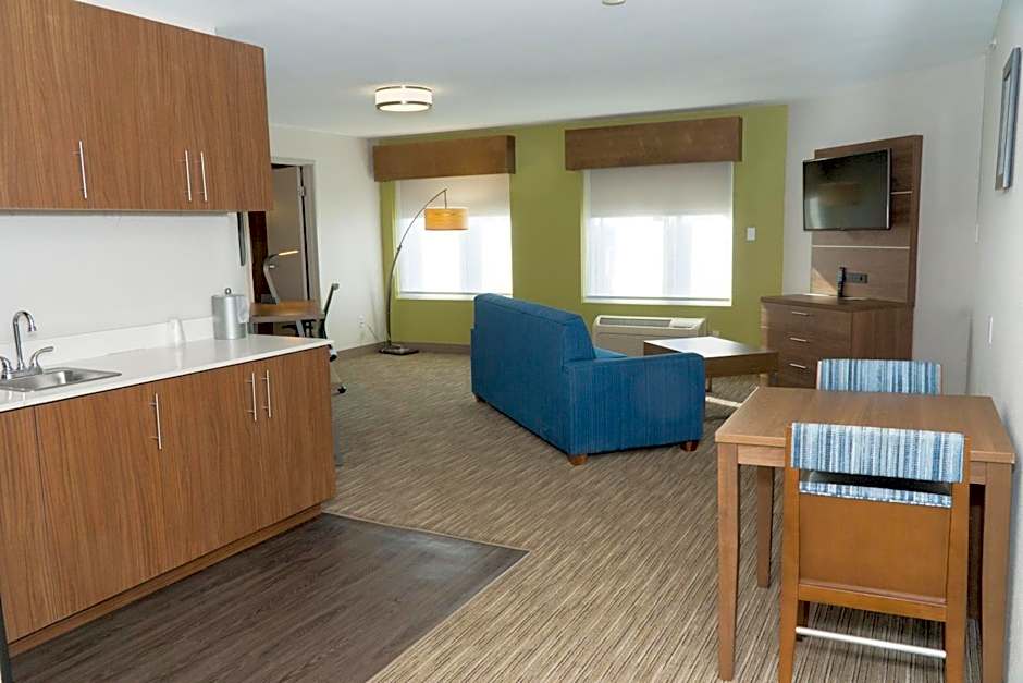 Holiday Inn Express Hotel & Suites Madison By IHG