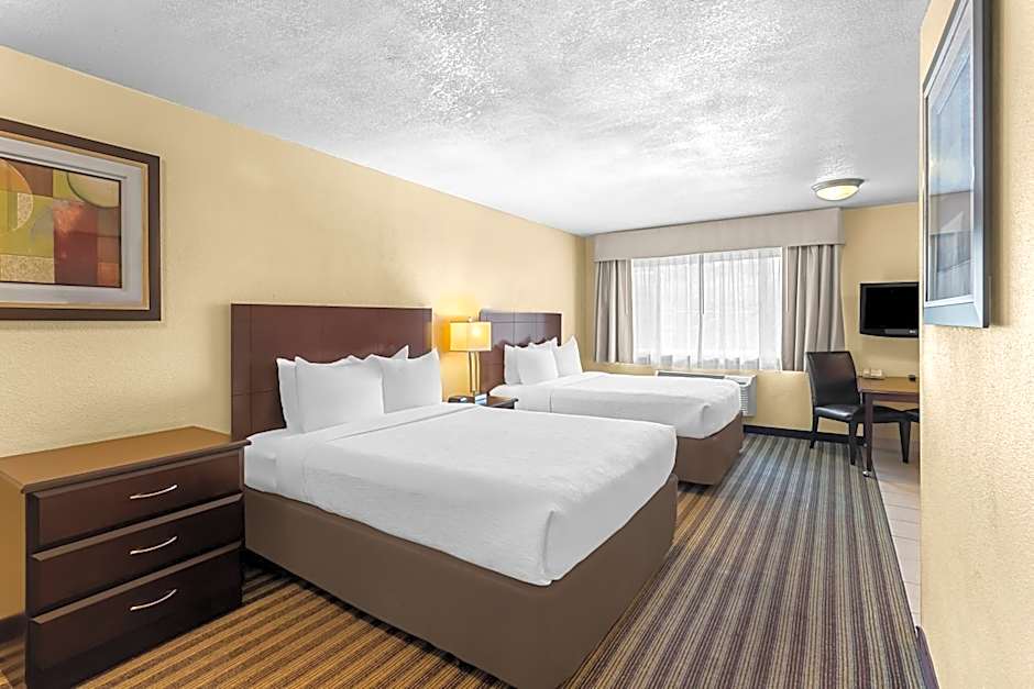 Quality Inn & Suites Vancouver - Hazel Dell