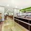 La Quinta Inn & Suites by Wyndham Puebla Palmas