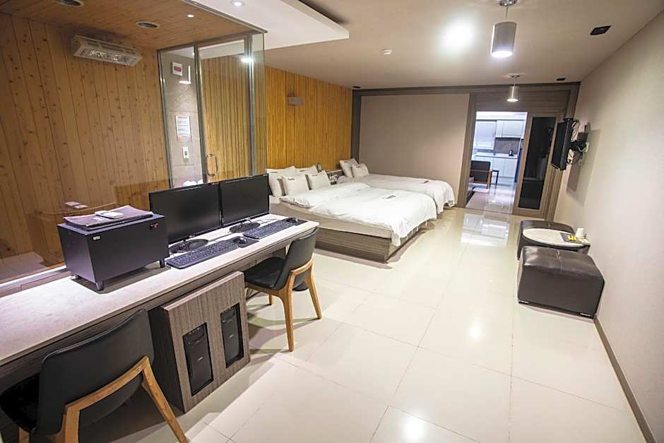 Yeongju Hotel