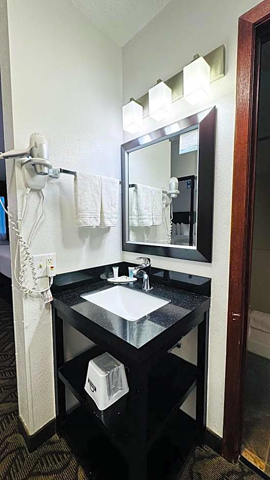 Days Inn by Wyndham North Platte