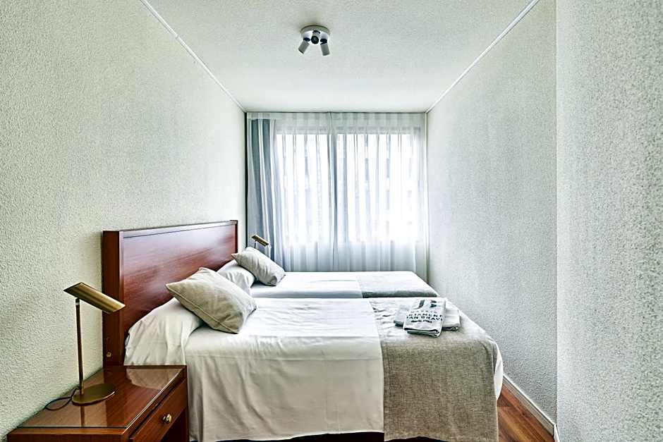 Apartamentos Juan Bravo