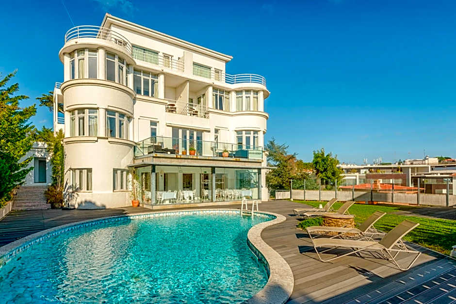 Photo 1 of 41 of Amazonia Estoril Hotel