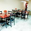Country Garden & Suites-Benton