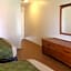 The Garden Inn Oakland Airport
