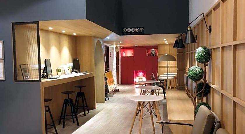 Mybed Ratchada Hotel