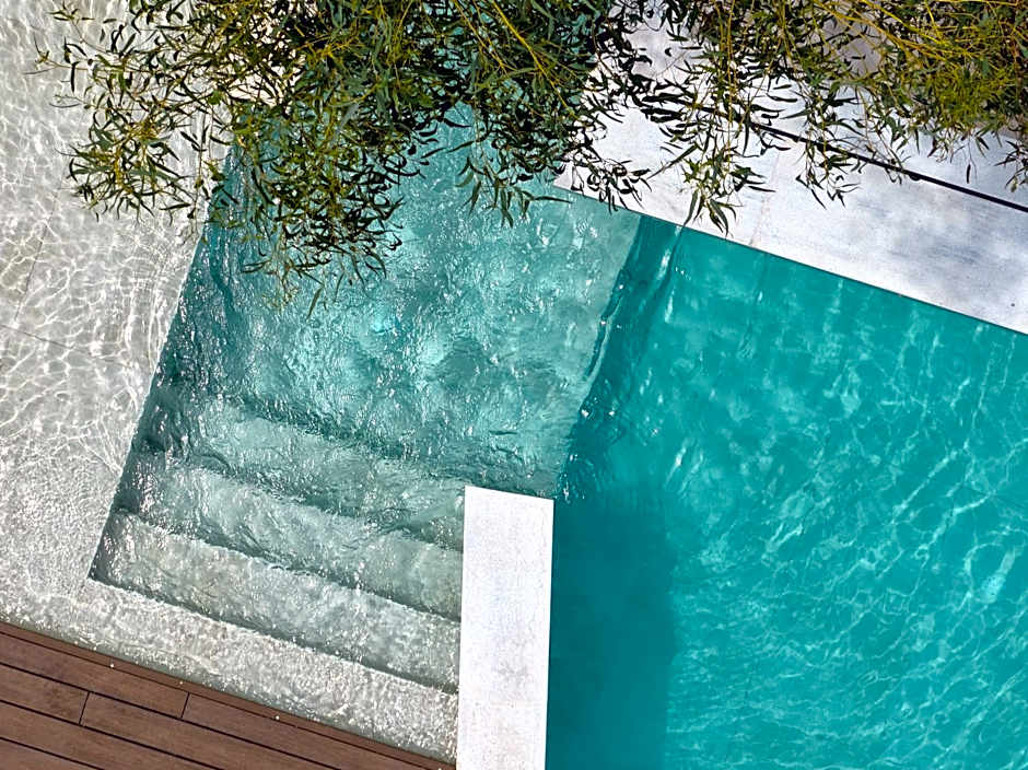 MichELe Luxury apartments by Smaris Collection