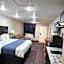 Atria Inn & Suites By OYO, Jourdanton, TX