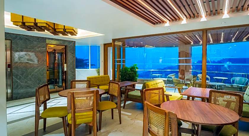 Tripli Hotels M & Resort