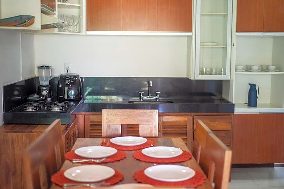 450m PRAIA de Taperapuan; Piscina; 2 quartos; WiFi 300 mbs; Churrasqueira; Estacionamento Gratuito 1 carro