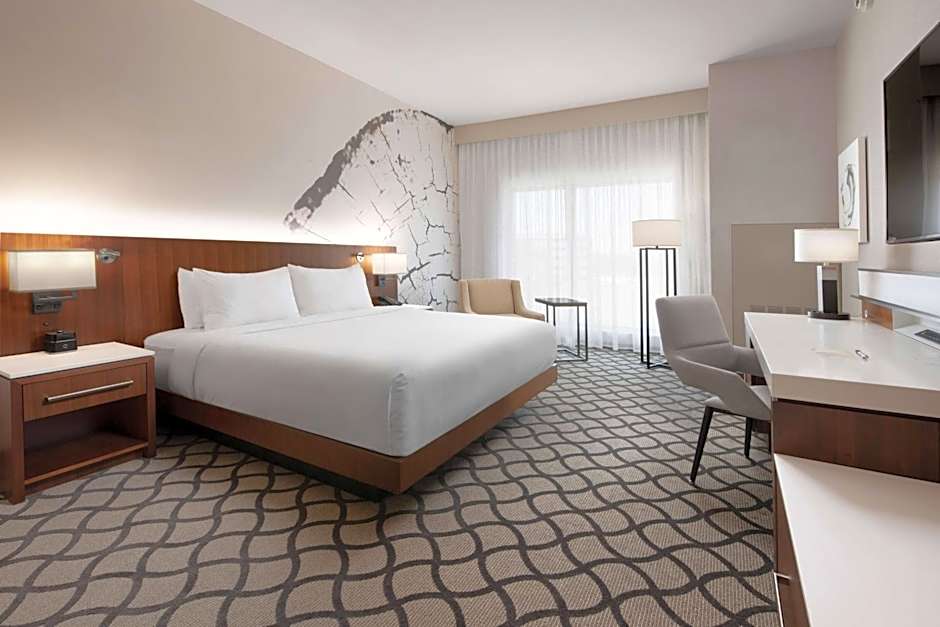 Marriott Dallas Allen Hotel & Convention Center