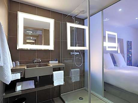 Classic Double Room with Shower